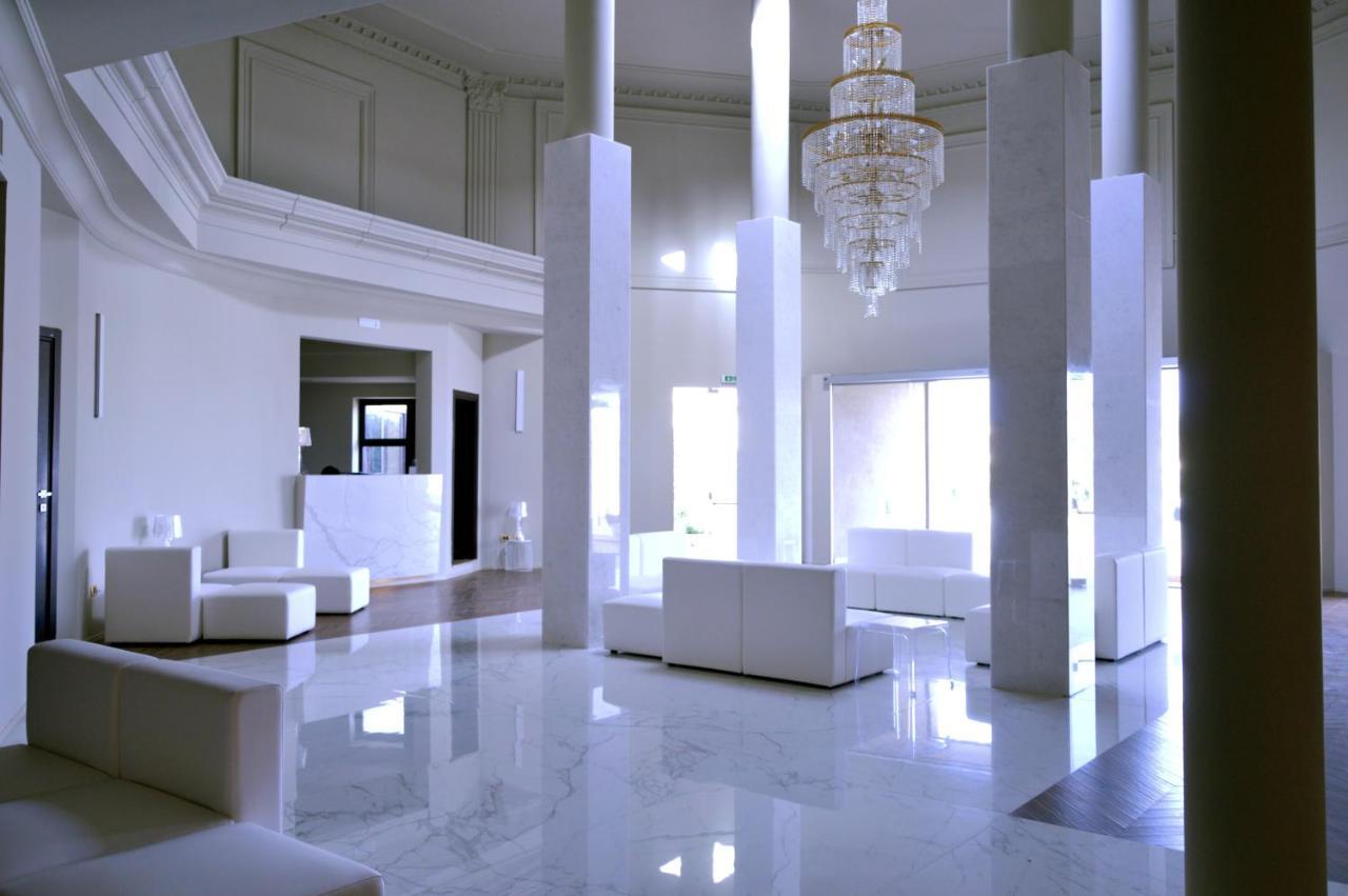 Hotel Desusino & 3*