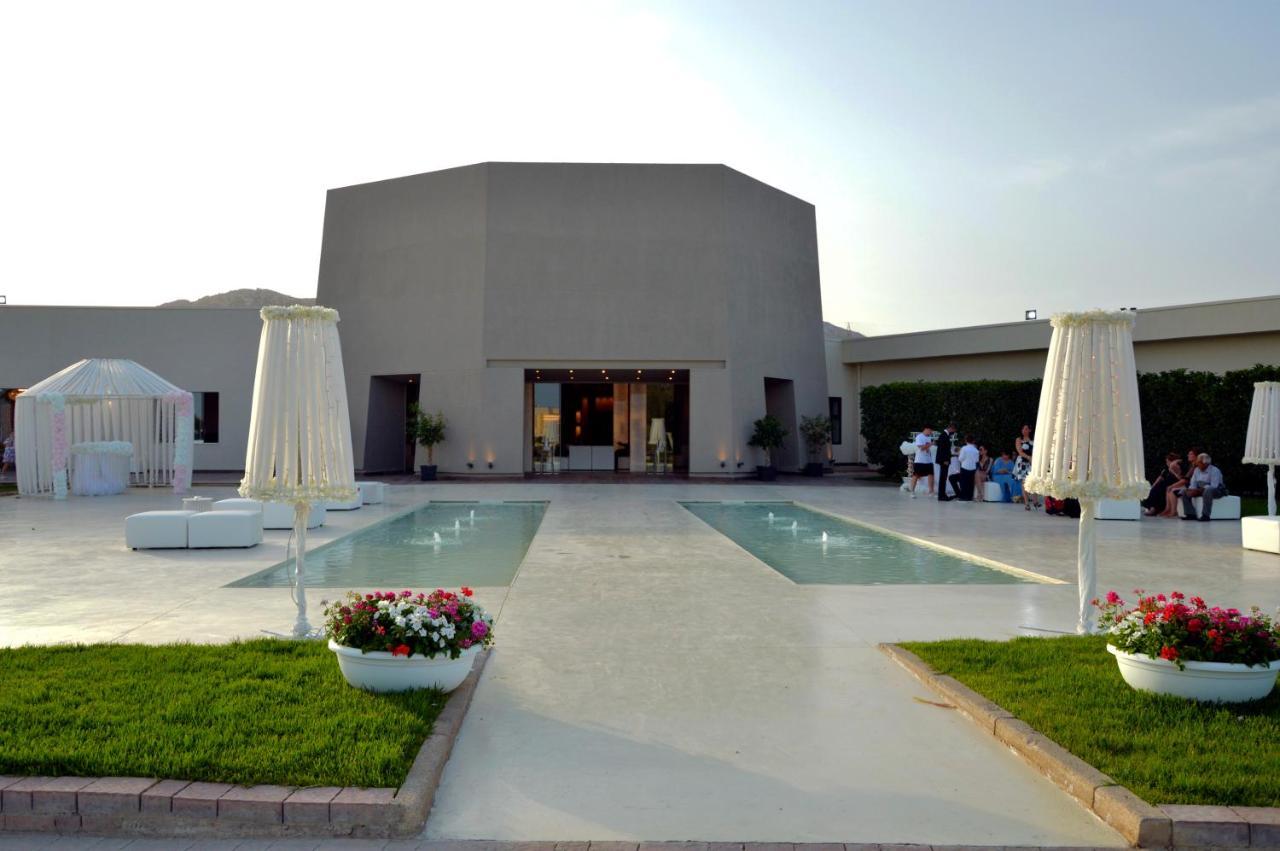 Desusino & Hotel Butera