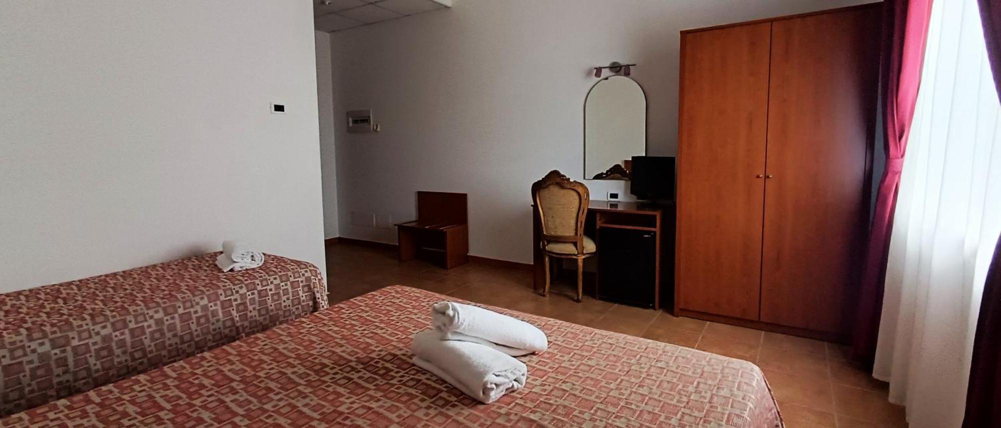 Hotel Desusino &