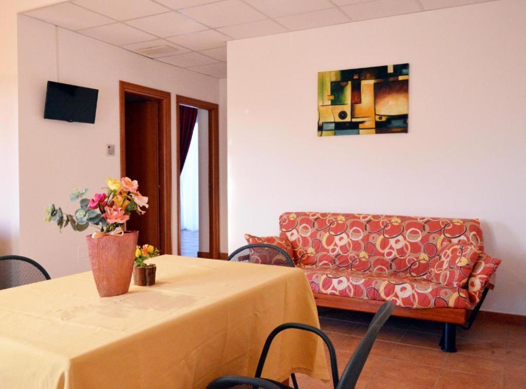 Hotel Desusino & Butera
